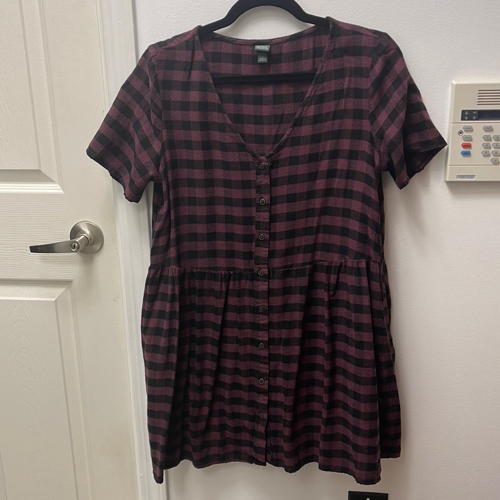 White fable plaid dress